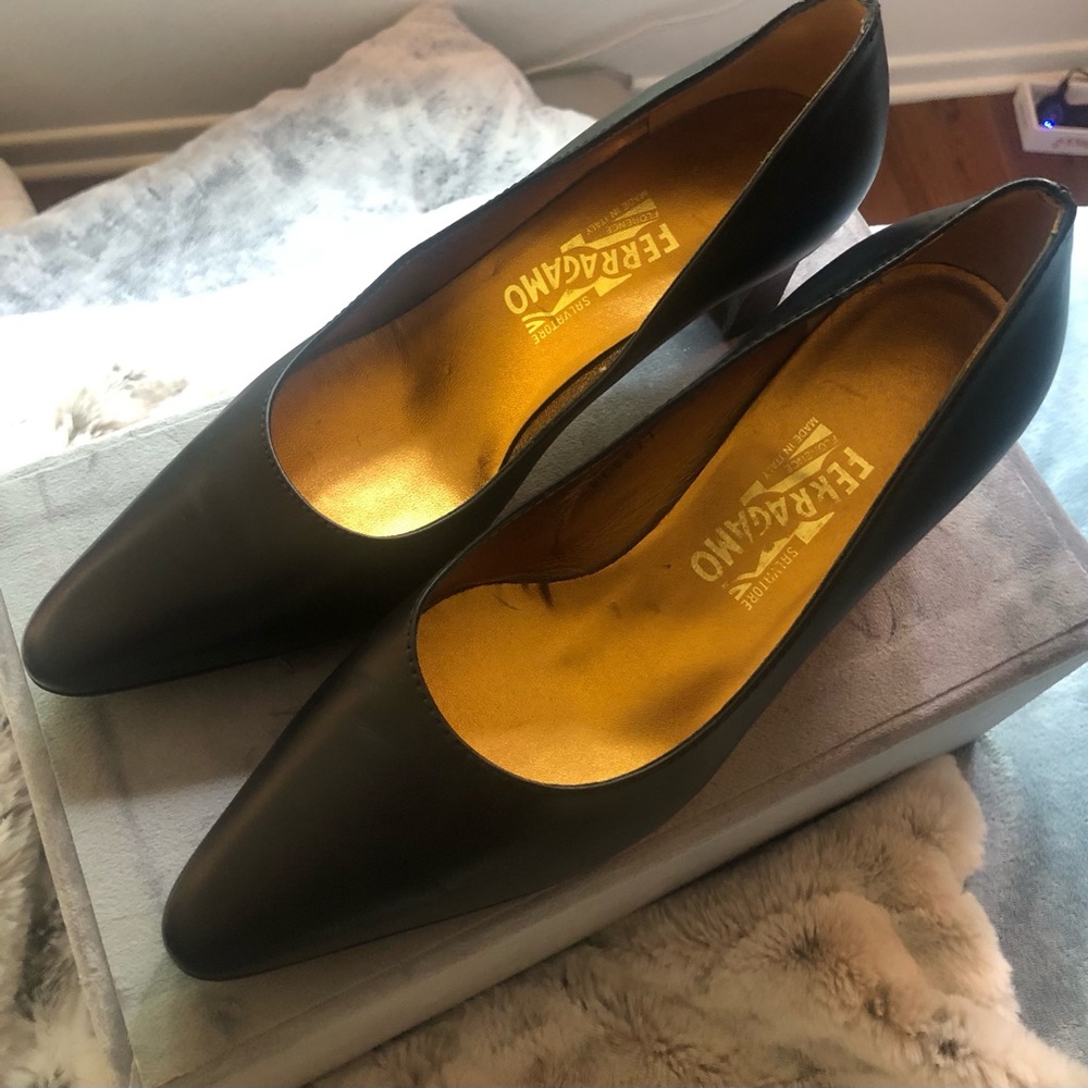 Salvatore Ferragamo Black Pumps